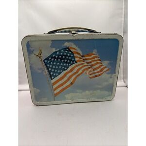 Vintage 1973 Patriotic Flag Metal Lunchbox